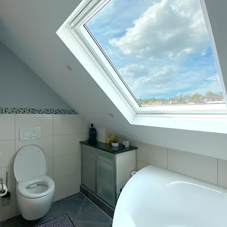 3 Freiendiez * דיאז