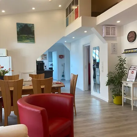 3 Freiendiez דירה *